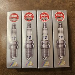 NGK Laser Iridium Spark Plugs for SUBARU 2005 Legacy GT