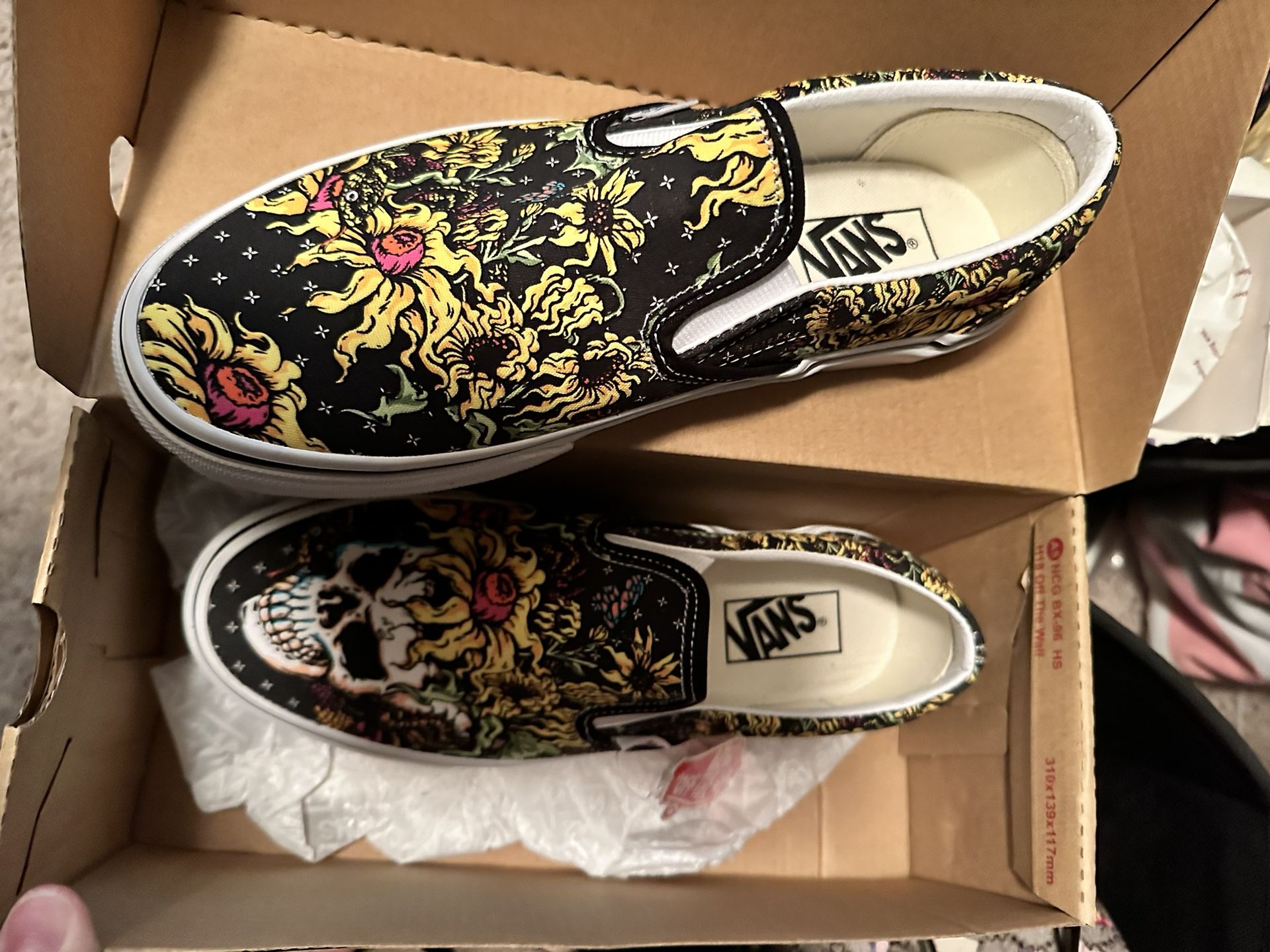 Women's Floral Skull Vans