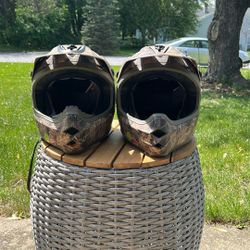 Dirt Bike Helmets 