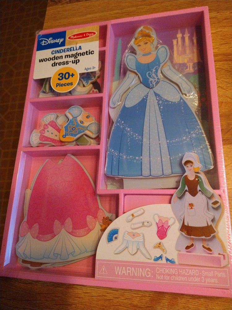 New Melissa And Doug Cinderella Magnetic Dress Up