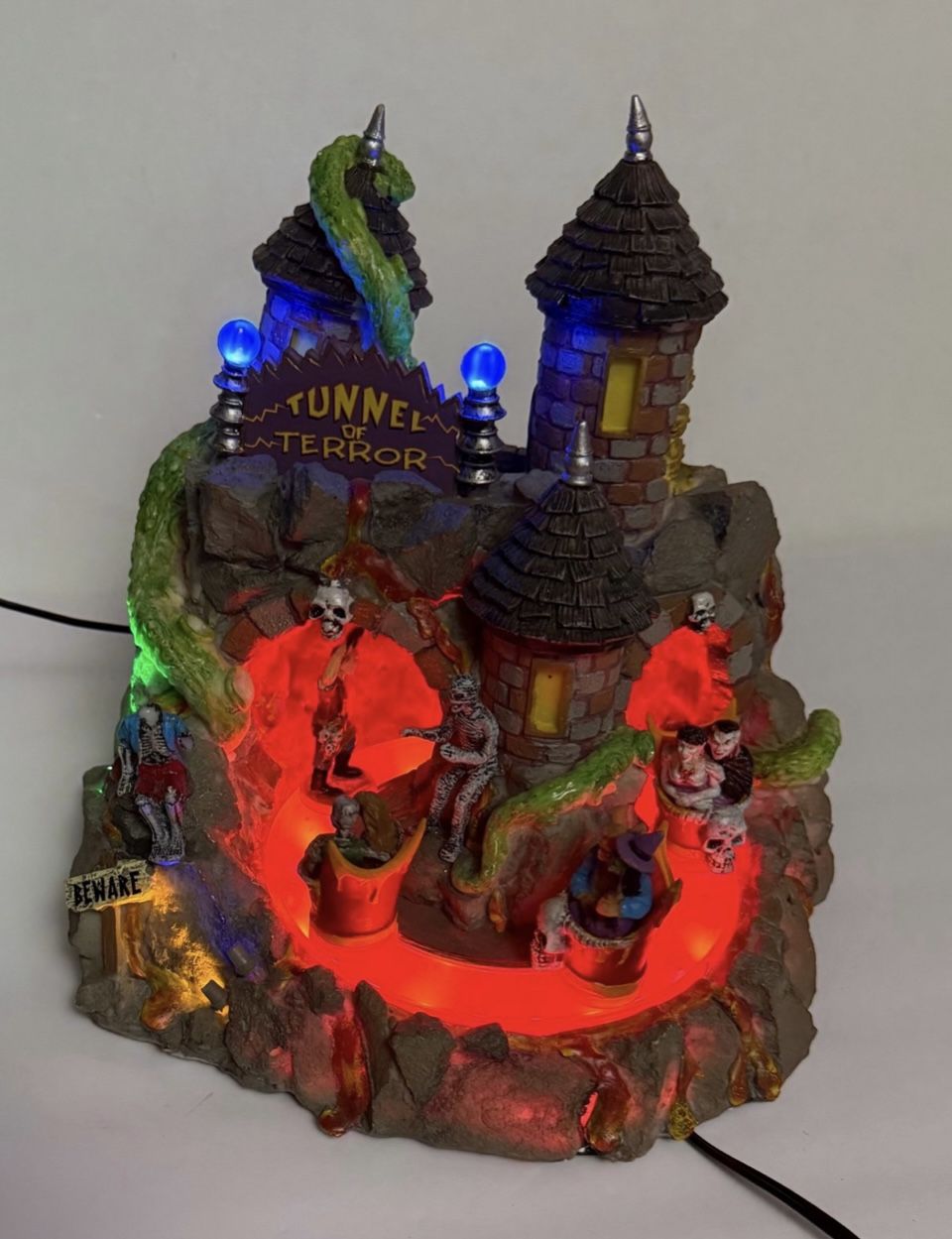 Lemax Tunnel of Terror (Adapter Included)