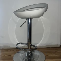 Barstool Adjustable Height - $10