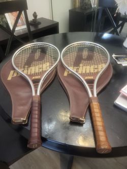 Tennis Raquets like new