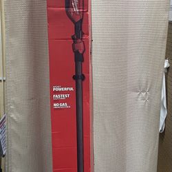 Milwaukee M18 Telescoping Pole Saw