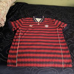 Bayern Munich Jersey XL
