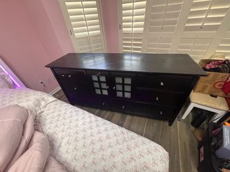 Black dresser