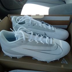 Nike Men Cleats 