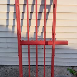 Cargo Hitch Like New