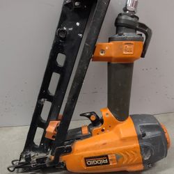 Ridgid 15 Ga Nail Gun 