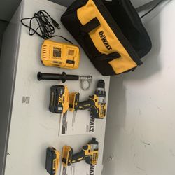 Dewalt 20V XR Hammer drill / Impact Driver Combo