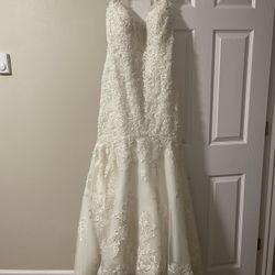 Beautiful Wedding Dress Size 14 