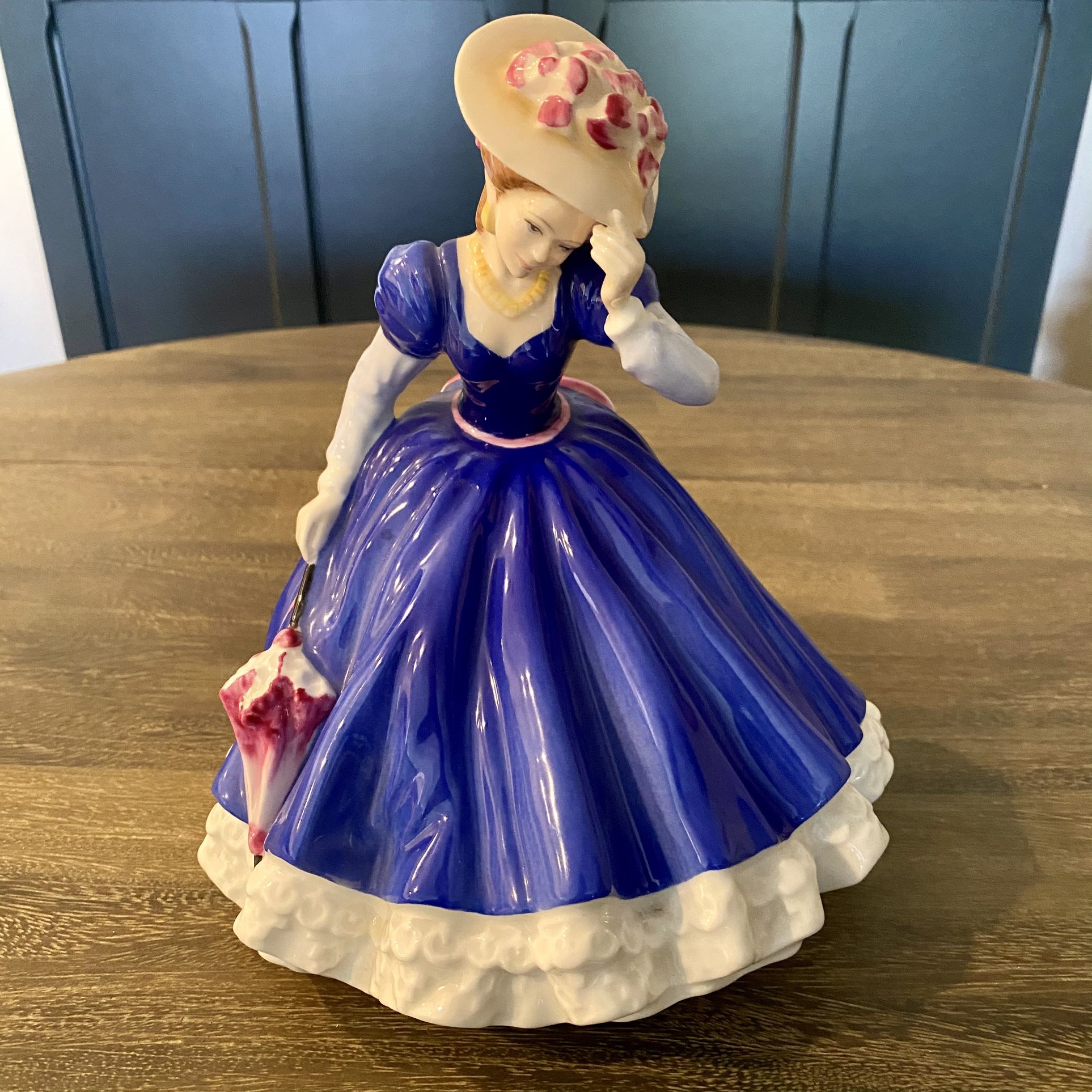 Royal Doulton “Mary” 1992 Figure Of The Year Special Edition 