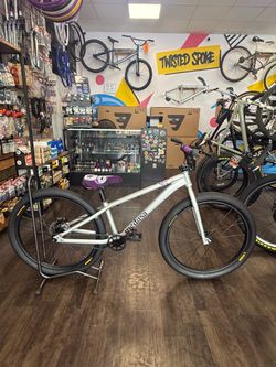 New Mafia 26” Medusa V2 BMX Wheelie Bike Bicycle Hydro Hydraulic Disc Brakes Mt200 Shimano - SE GT Throne Street Bike Co