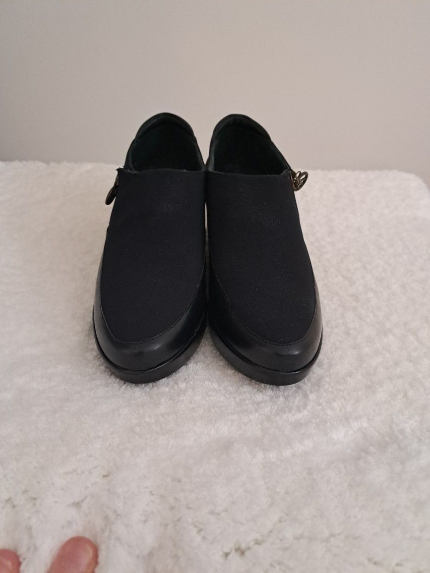 Brand New Donald Pliner Black Leather Shoes 7 display picture 3