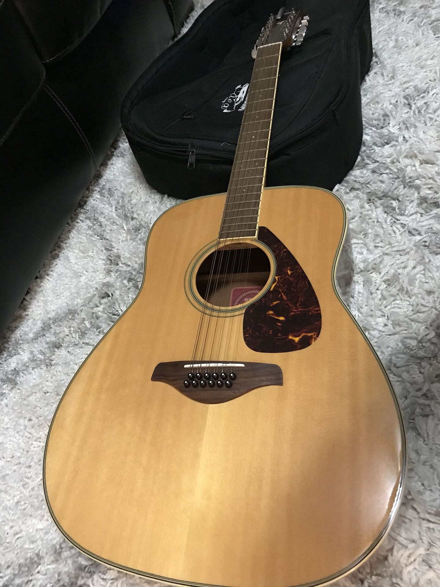 12 String Acoustic Guitar - Yamaha FG720S-12