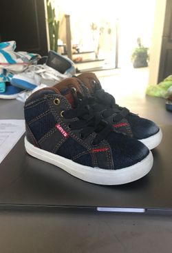 Levis for kids size 9