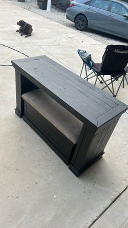 Side table with moving bench