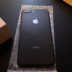 iPhone 8 Plus