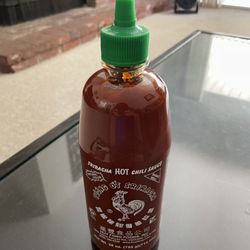 Sriracha Hot Chili Sauce