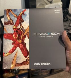 Revoltech Amazing Yamaguchi Iron Spiderman