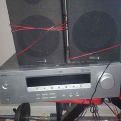 Yamaha  Receiver  And Speakers