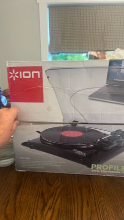 ION PROFILE VINYL CONVERSION TURNTABLE