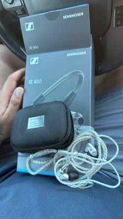 Sennheiser IE 900 In-Ear Monitors