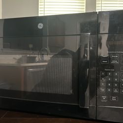 GE Over The Oven Microwave 