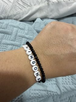 Pulsera Chingona 🖤