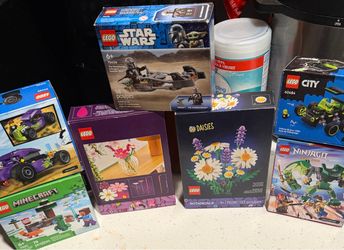 LEGO Sets Bundle – Star Wars, Minecraft, Ninjago & More