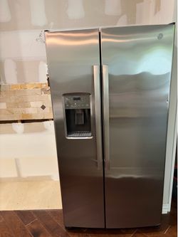 GE Fridge/Freezer combo