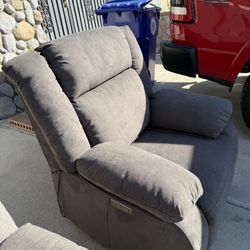 2 Mor furniture  brand electric recliners 