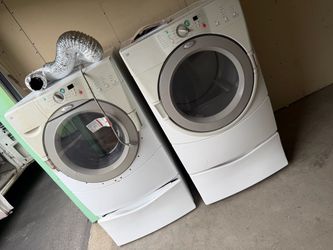 Washer and dryer set