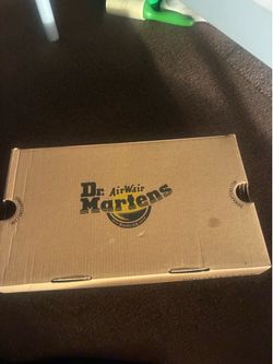 doc martens mary jane’s size 8