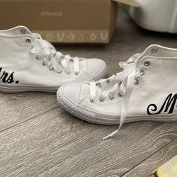 Mrs Wedding Converse 