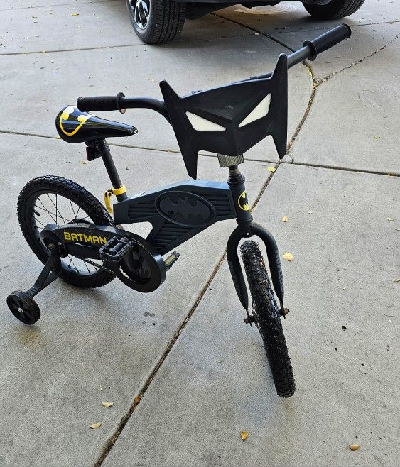 Batman DC Comics 12 Inch Boys Bike
