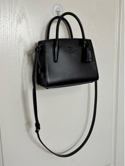 Coach Bag : Andrea Carryall