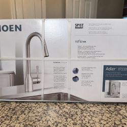 New Moen Adler Stainless Pull Down Kitchen Faucet