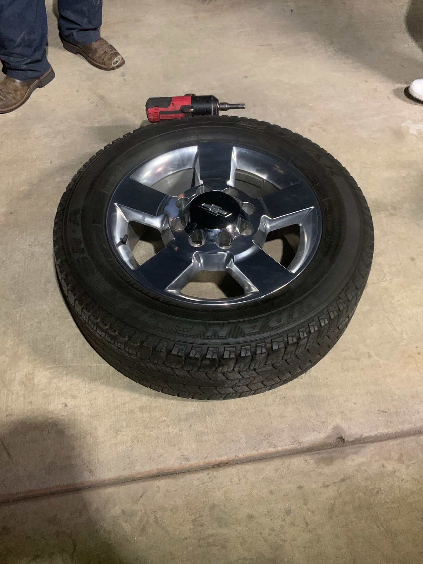 CHEVY 8 lug Rims