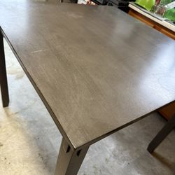 Table and 2 Chairs 