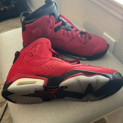 Jordan 5 Retro- Red, Size 7Y/8.5W/7M