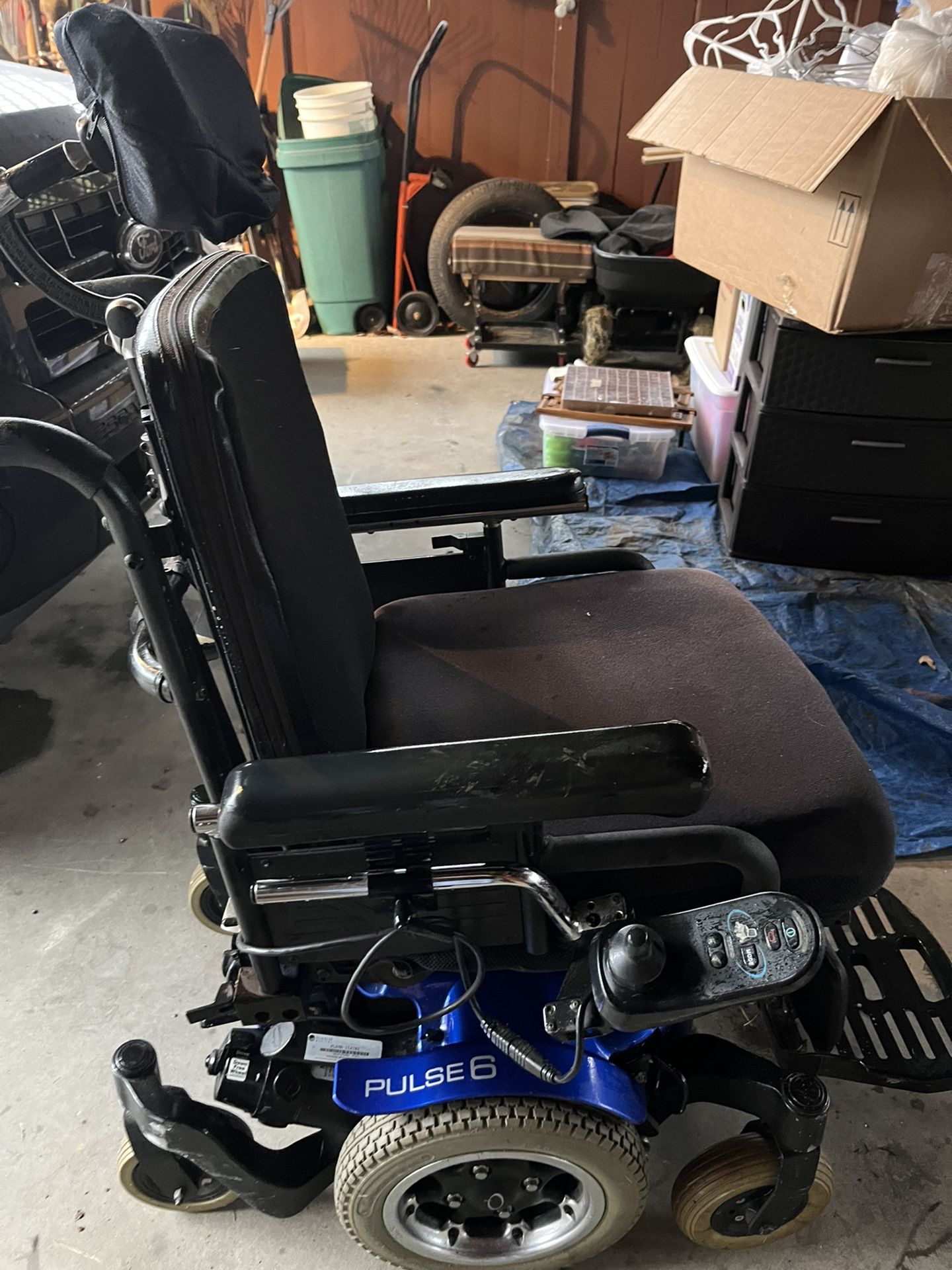 Quickie pulse Power Chair