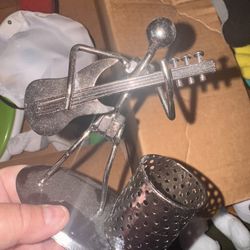 Metal Guitar Pencil Holder 