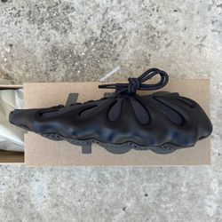 Yeezy 450 Size 9 Utility Black