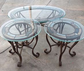 3-Piece Glass Coffee Table Set / Juego de 3 Mesas de Vidrio