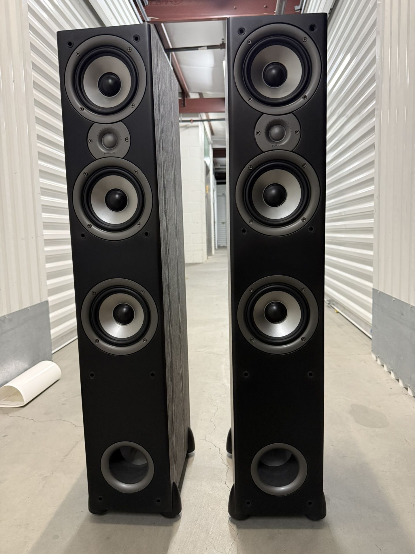 Polk Audio Monitor Series II Speakers In Excellent Condition