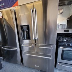 Refrigerator Kitchen AID