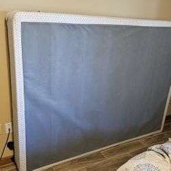 Queen box Spring