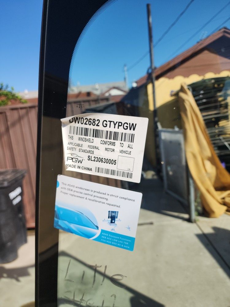 Ford Fseries New Windshield
