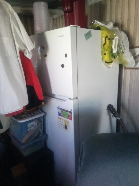 Frigidaire Fridgerator
